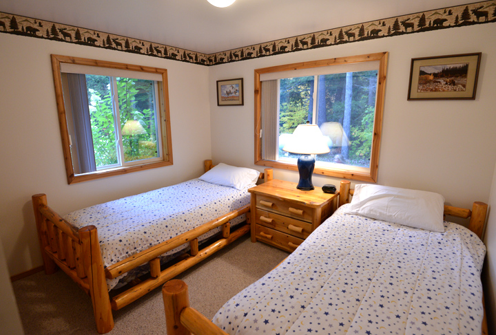 Upper Peninsula Cabin and Vacation Home Rental on Manistique River